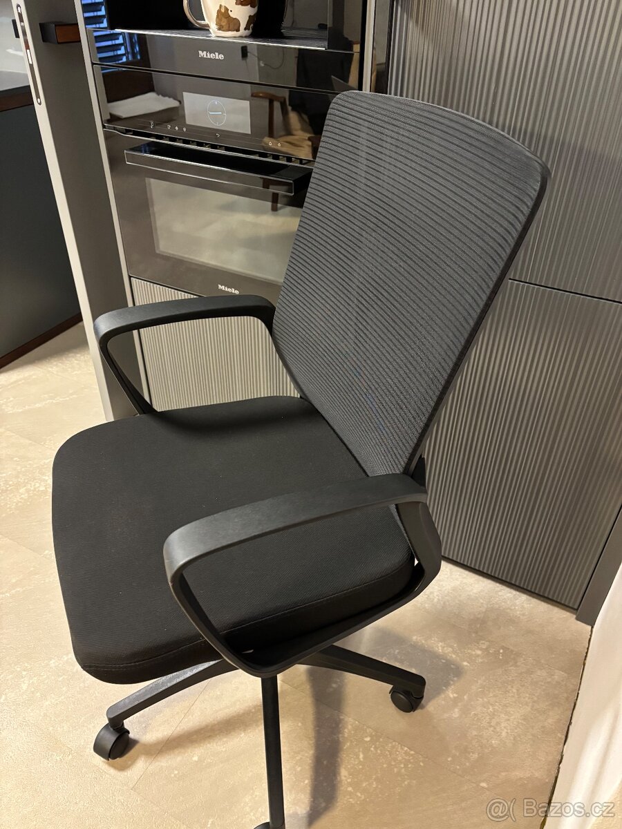 Kancelářské křeslo - 2