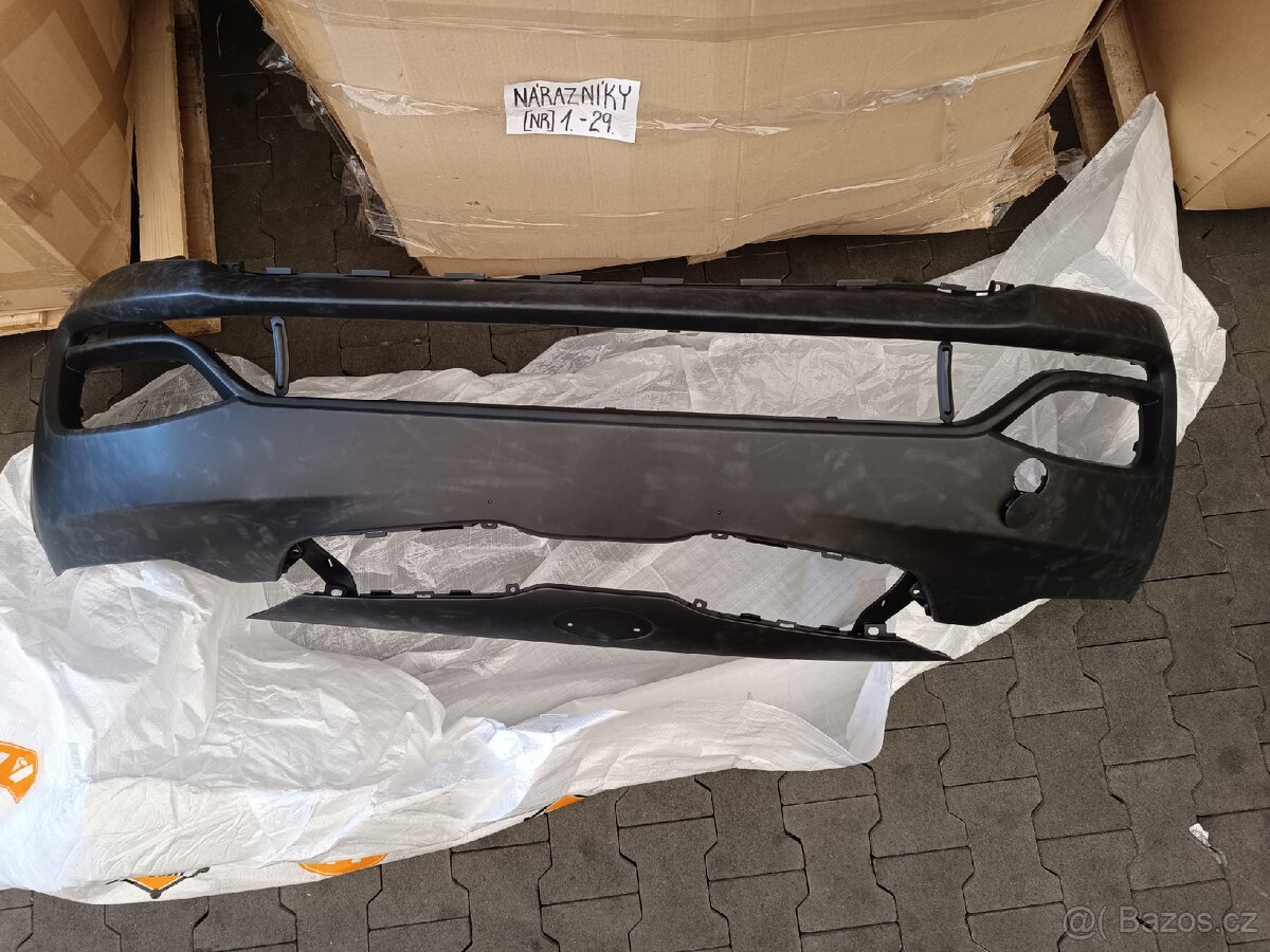 Přední nárazník na Kia Cerato sedan - 2