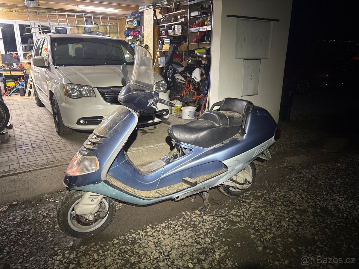 Piaggio hexagon 180 - 2