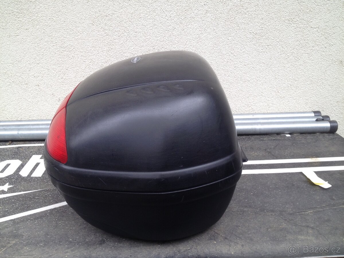 Motokufr Givi Topcase - 2