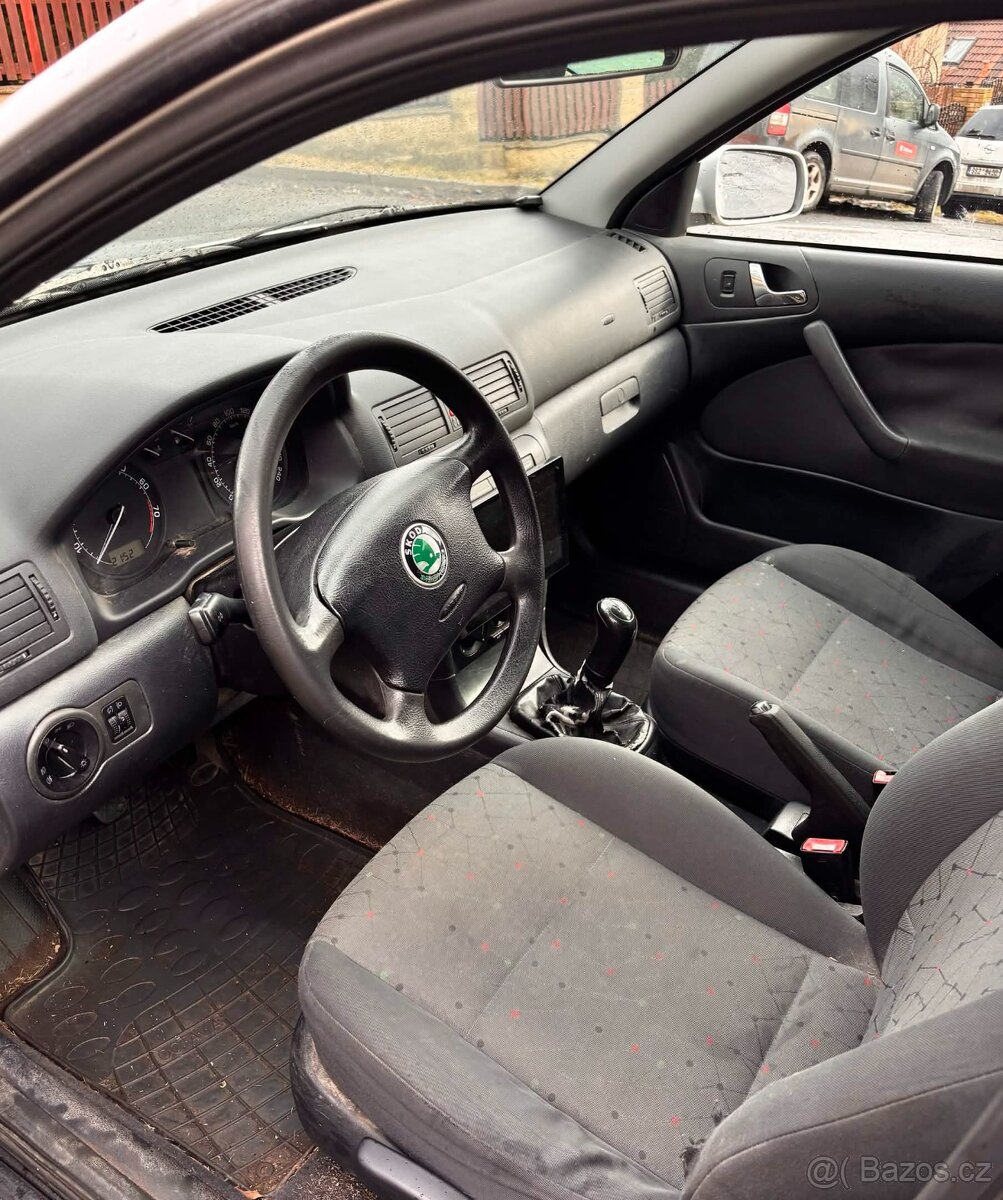 Škoda Octavia 1.6 combi - 2