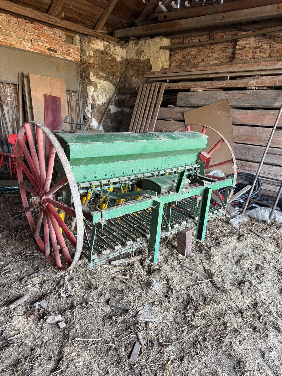 Secí mašina / stroj - 2