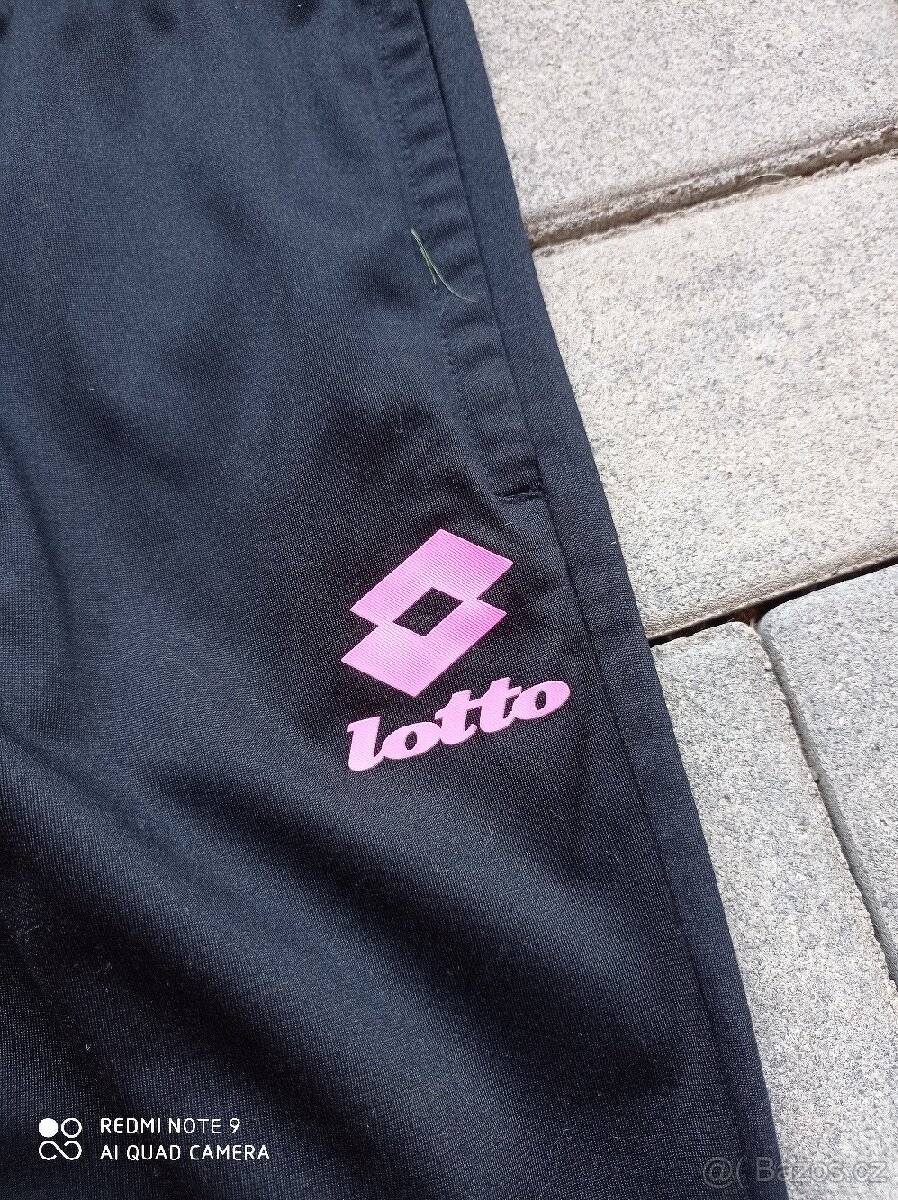 Dívčí tepláky Lotto 140/146 - 2