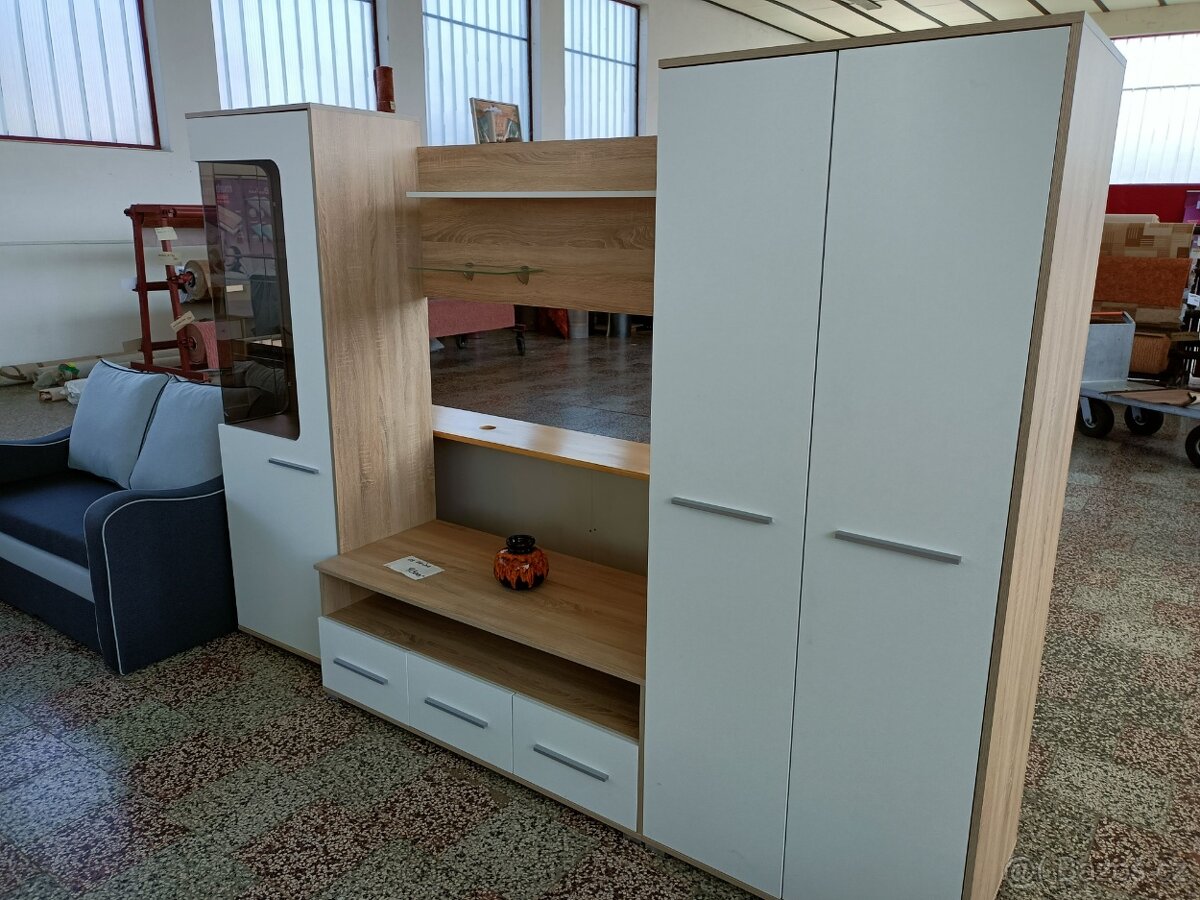 FRÍDA - nová stěna - 2