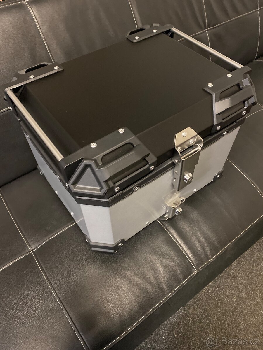 Zadní kufr 45 l - 2