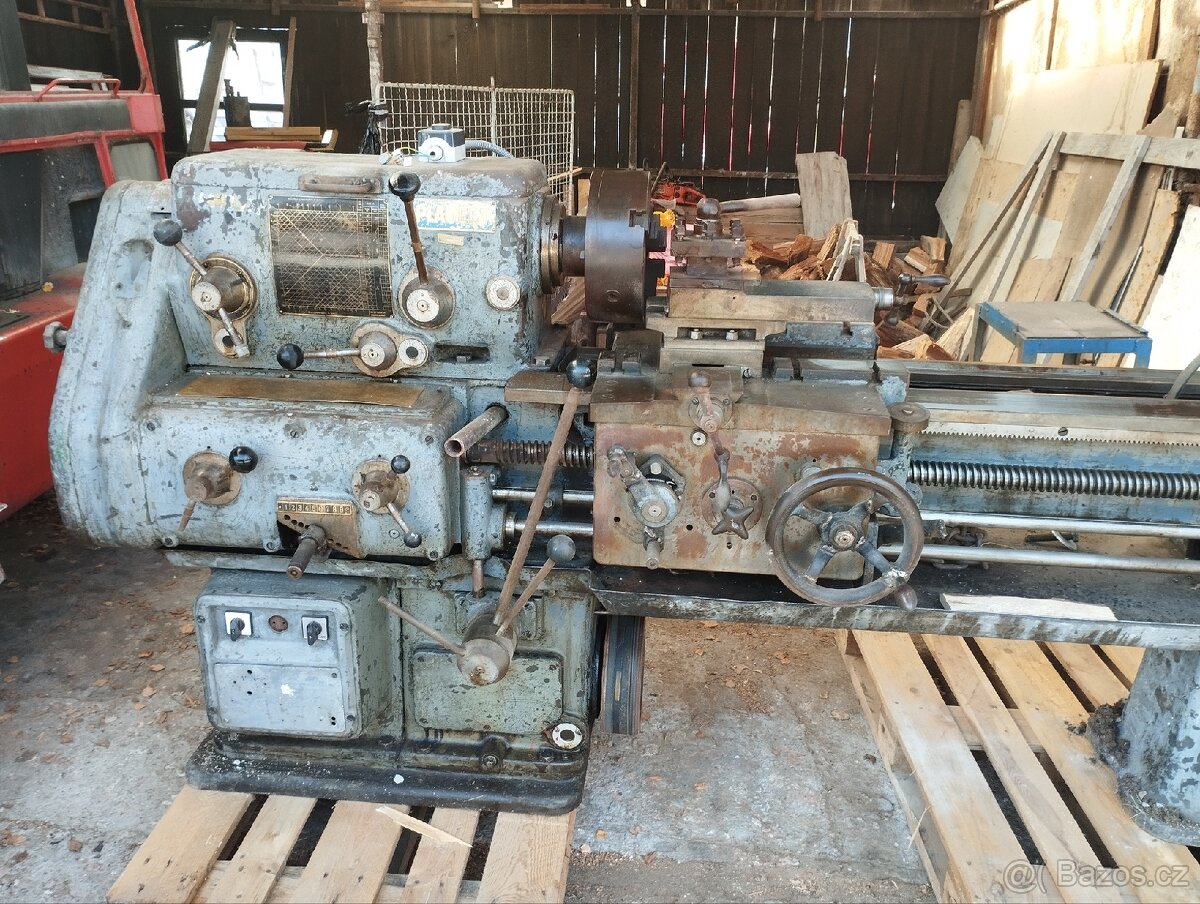 Prodám soustruh, točny průměr až 650mm. - 2
