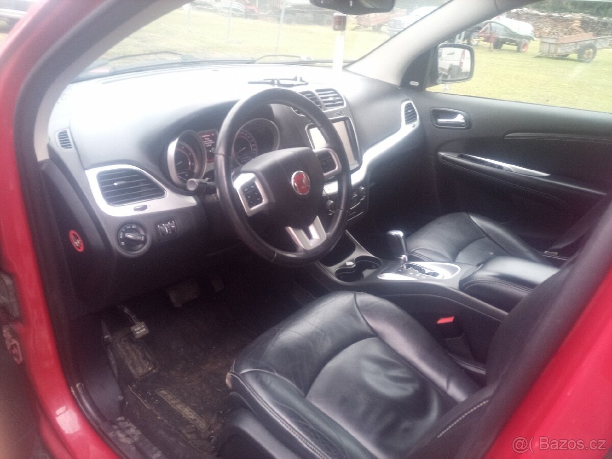 Fiat freemont 4x4//Nahradni dily - 2