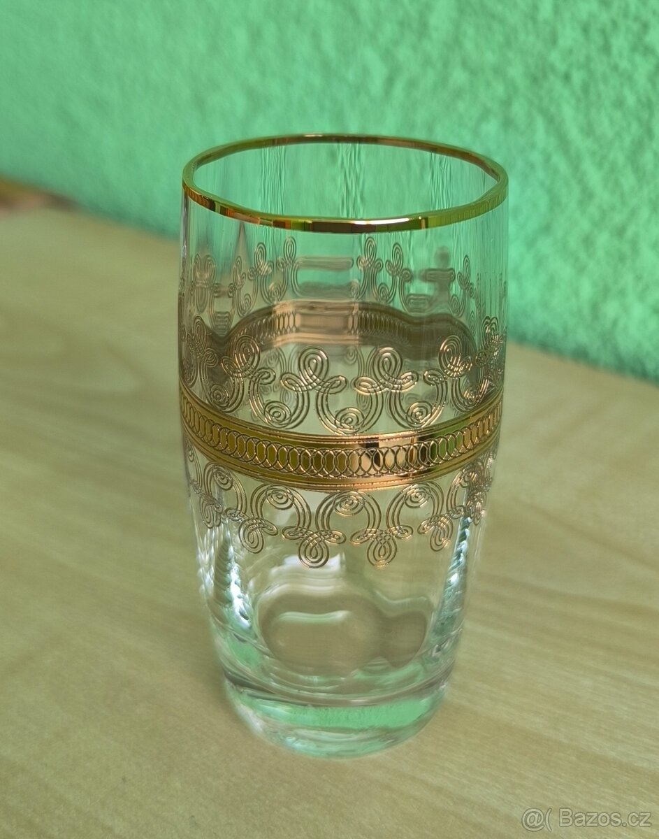 Prodám karafu a skleničky z 50 let - 2