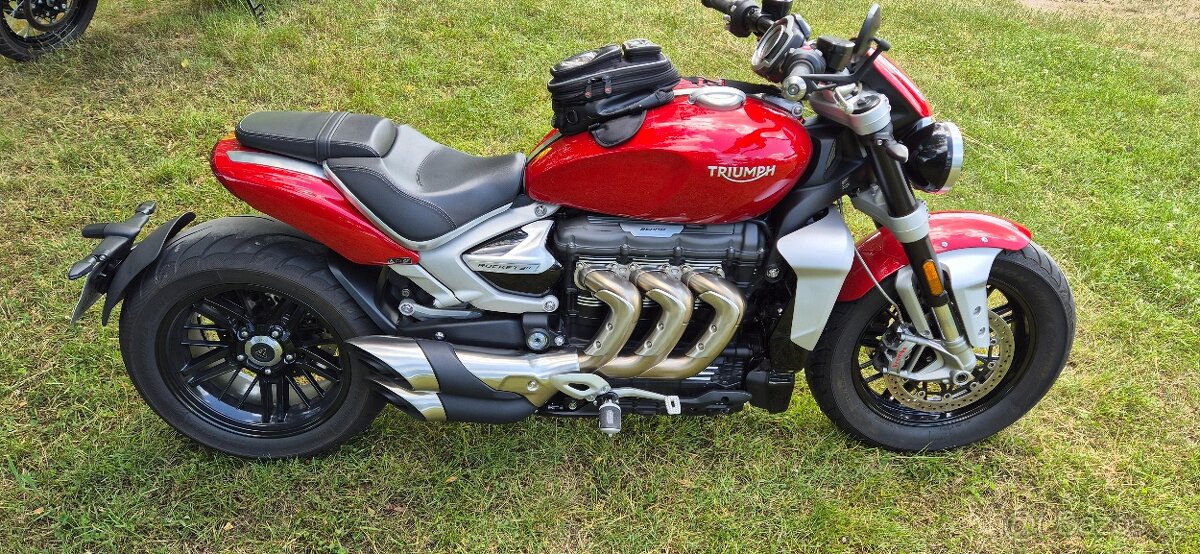 Triumph Rocket 3 R - 2