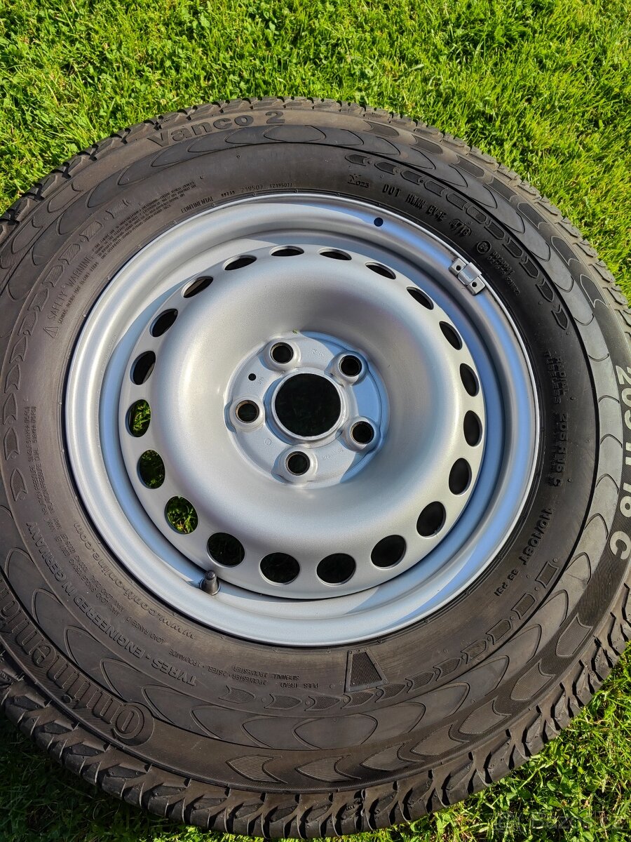 2 kola VW Amarok T5 T6 5x120 Continental 205 r16C