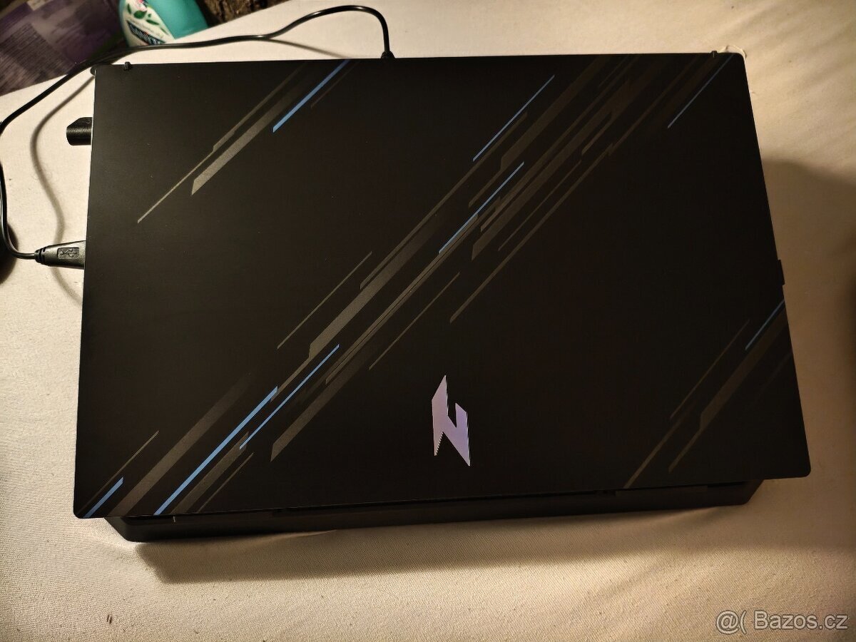 Herní notebook Acer Nitro V15 - 2
