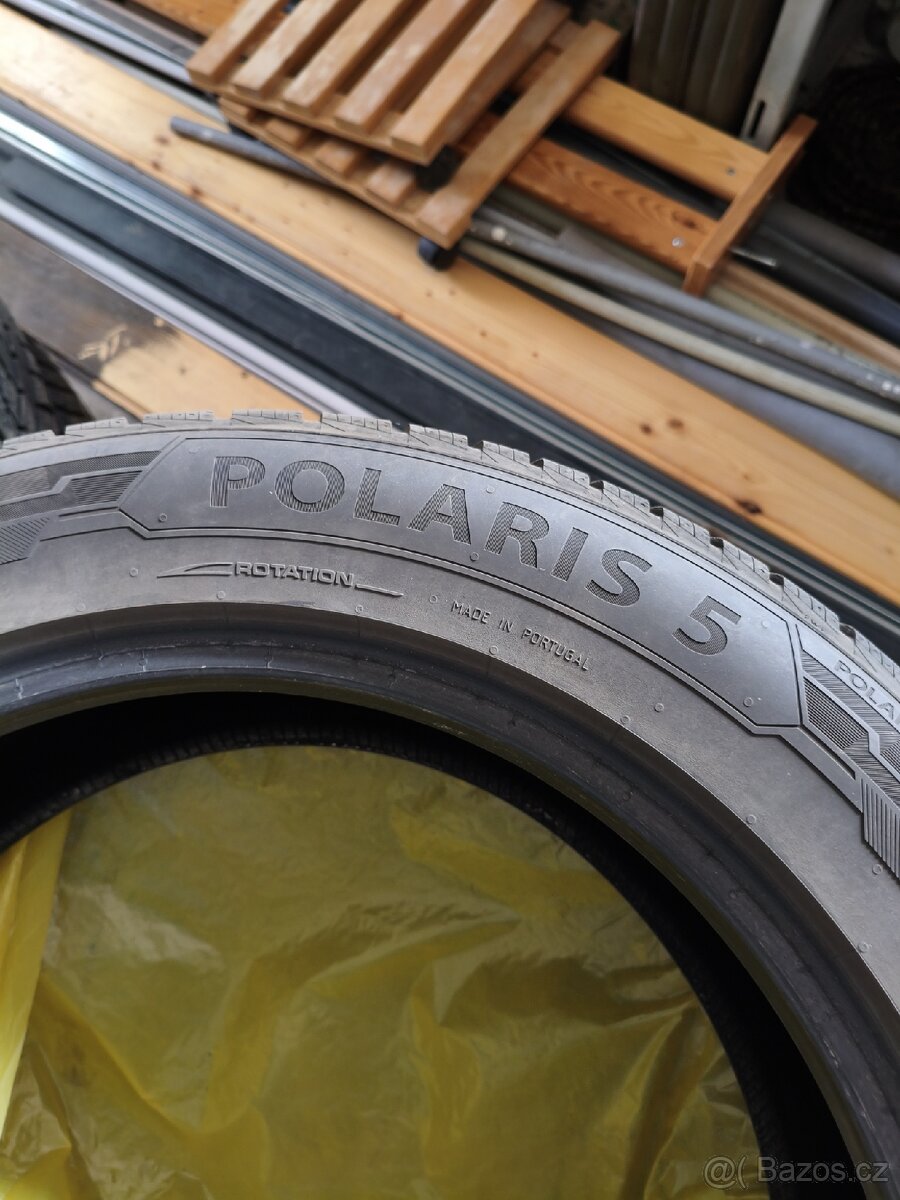 Zimní pneu 235/55R19 - 2