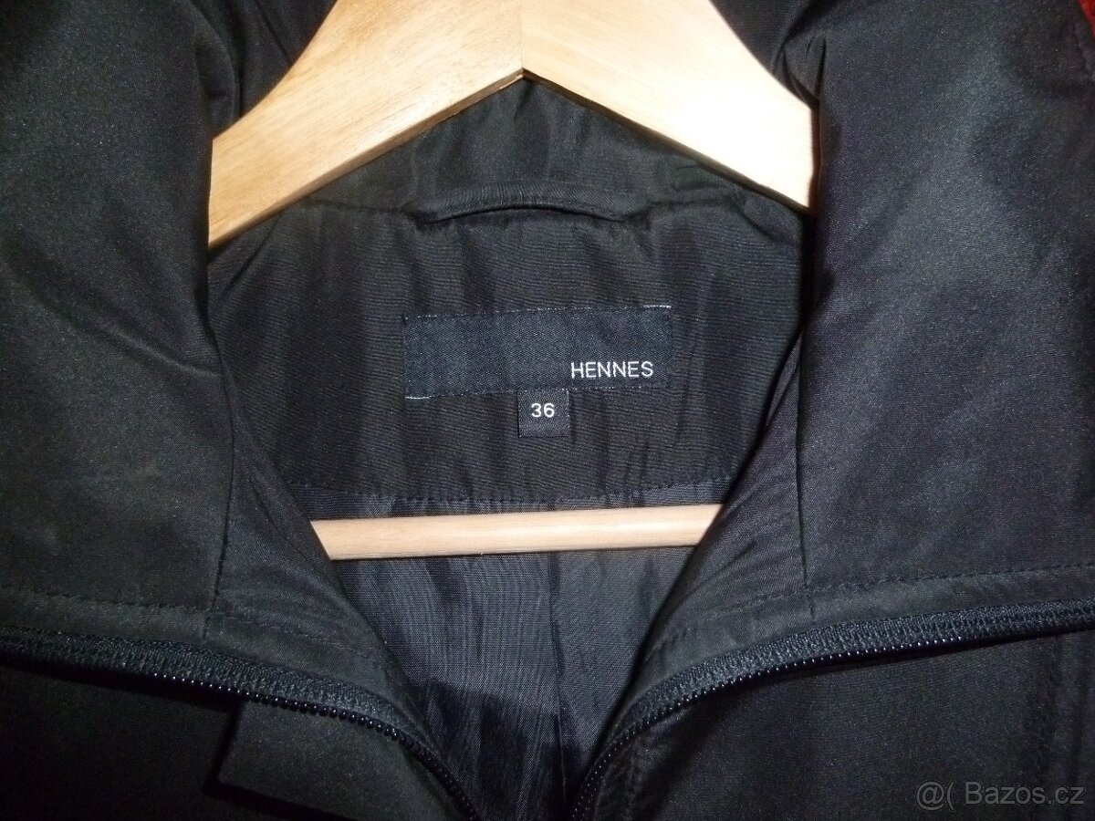 PRODÁM KRÁSNÝ ZIMNÍ KABÁTEK HENNES - 2