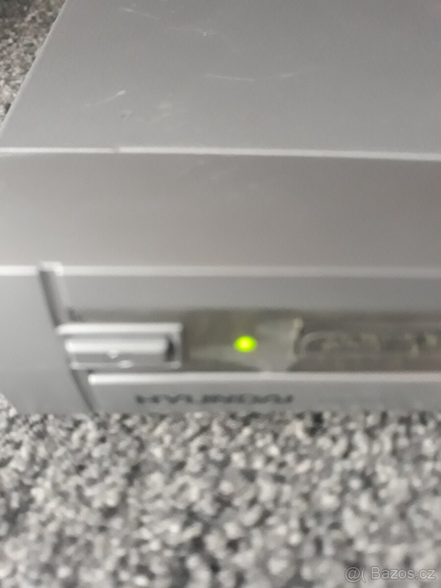 DVD PŘEHRAVAČ ZN. HYUNDAI S DÁL. OVLADAČEM - 2