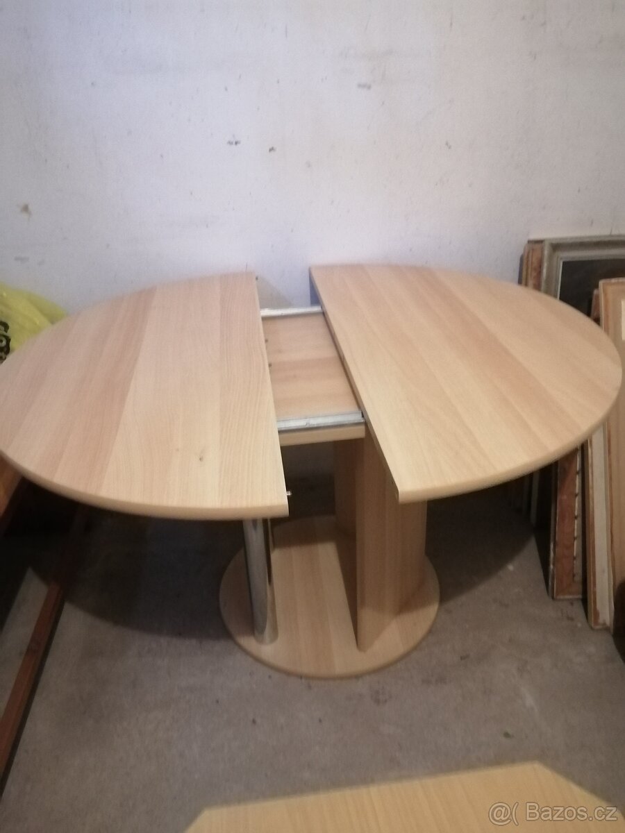 Kuchyňský stůl a židle - 2