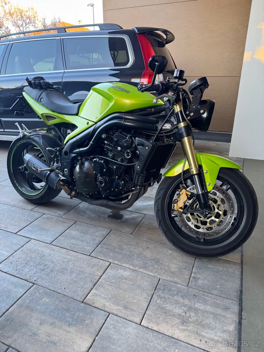 Triumph Speed Triple 1050 (2007) - 2