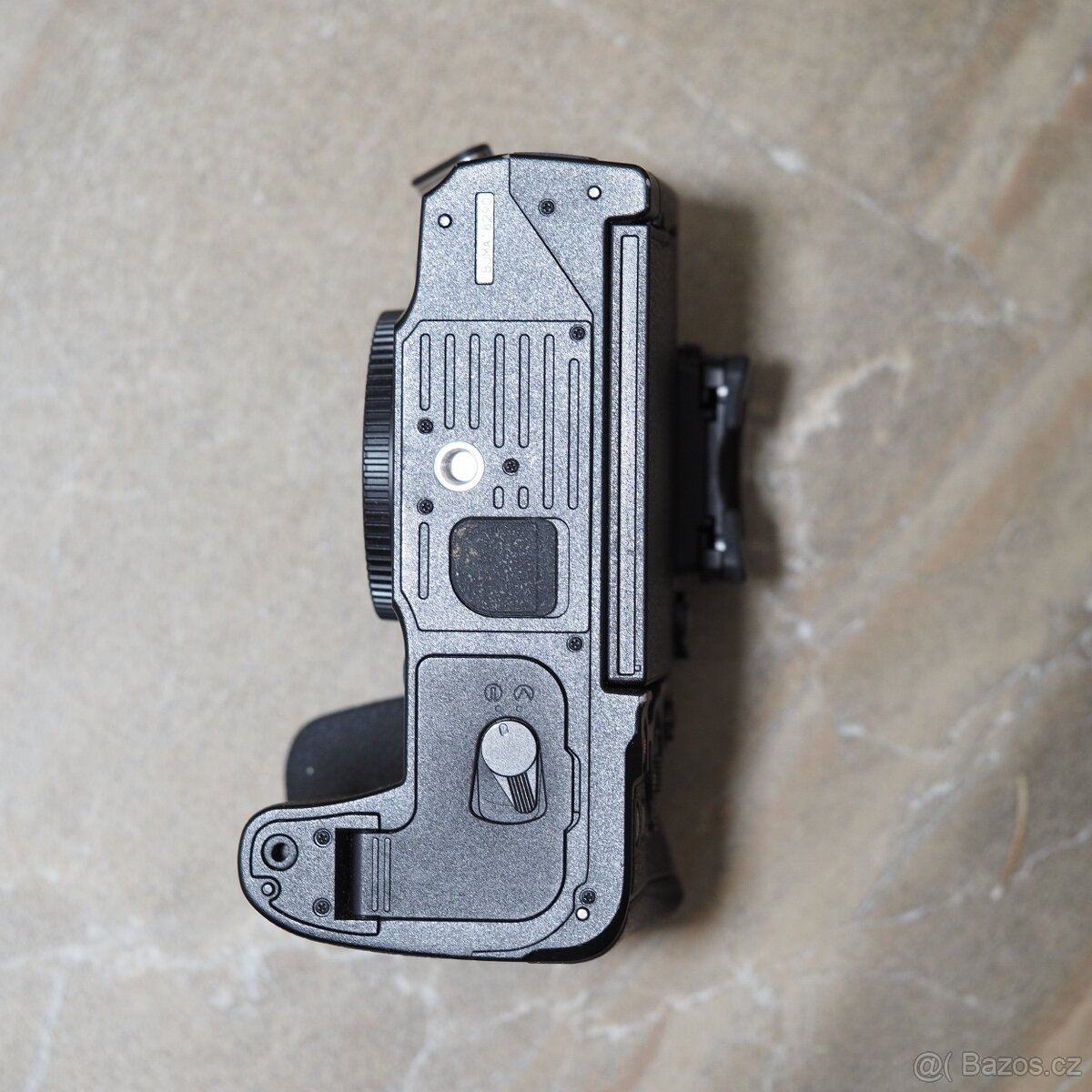 Prodám fotoaparát Olympus OM System OM-1 top stav - 2