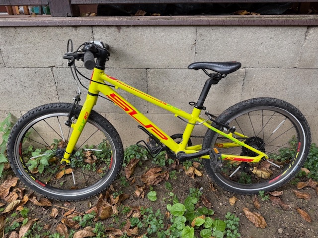 SUP 20 FLY - lehke kolo - 2