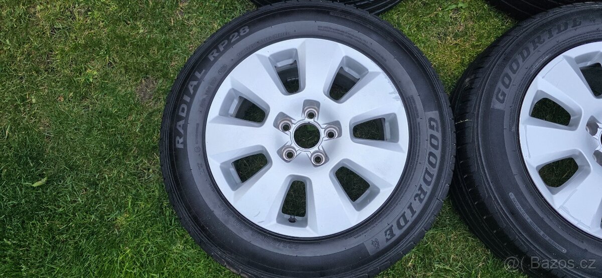 Disky Audi 16" A6, 225/60/16 - letní- pošlu na dobírku - 2