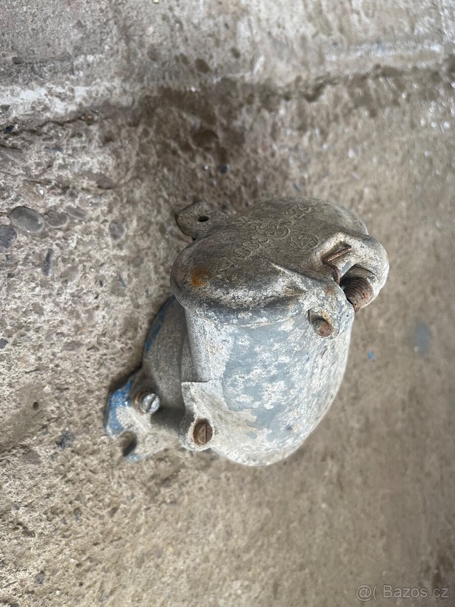 Zasuvka 380 V plocha - 2