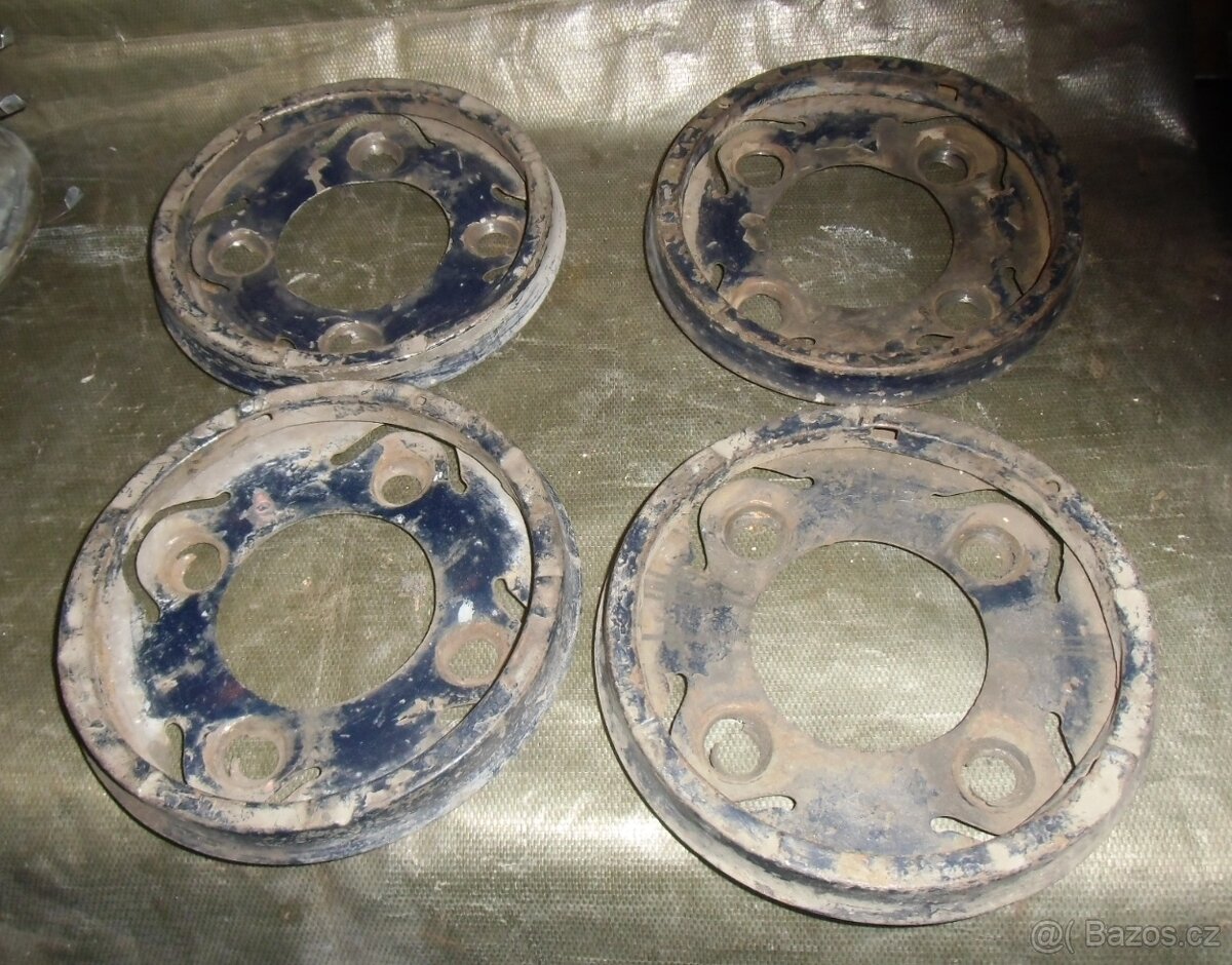 Tatra 57 - 4 poklice s držáky - 2