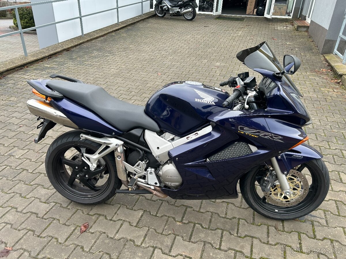 Honda VFR 800 VTEC 2002 - 2