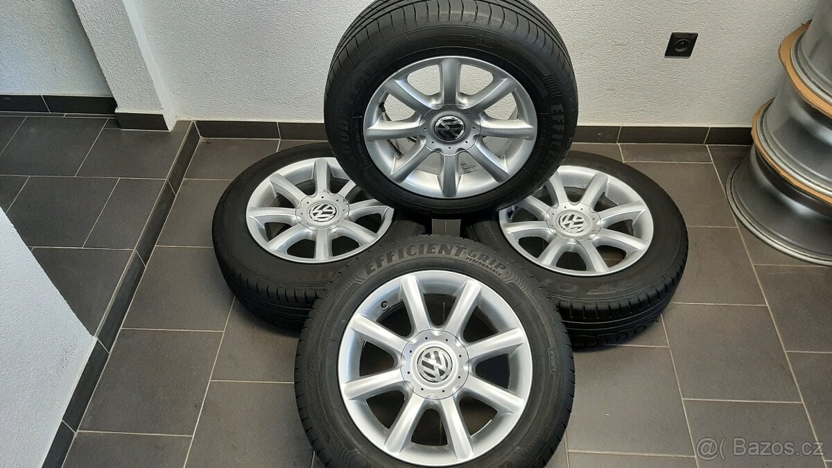 Alu kola VW-Passat 7Jx15 ET-37- 205/60R15-91V - 2