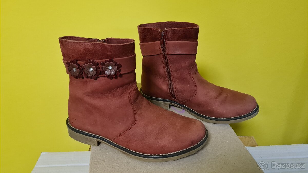 Kotníčkové boty vel.33 - 2