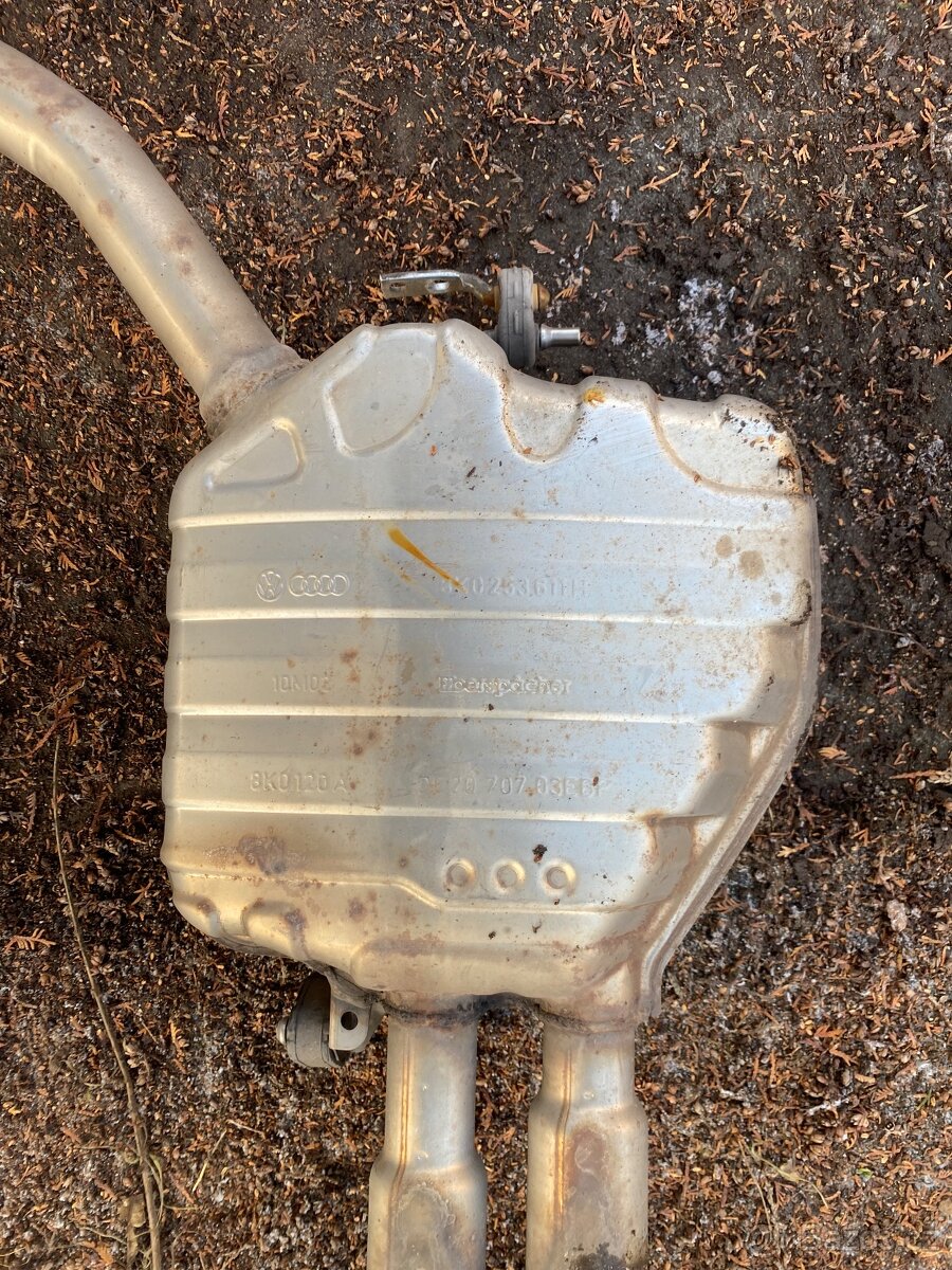 Výfuk Audi A4 B8 2.0 TDi - 2