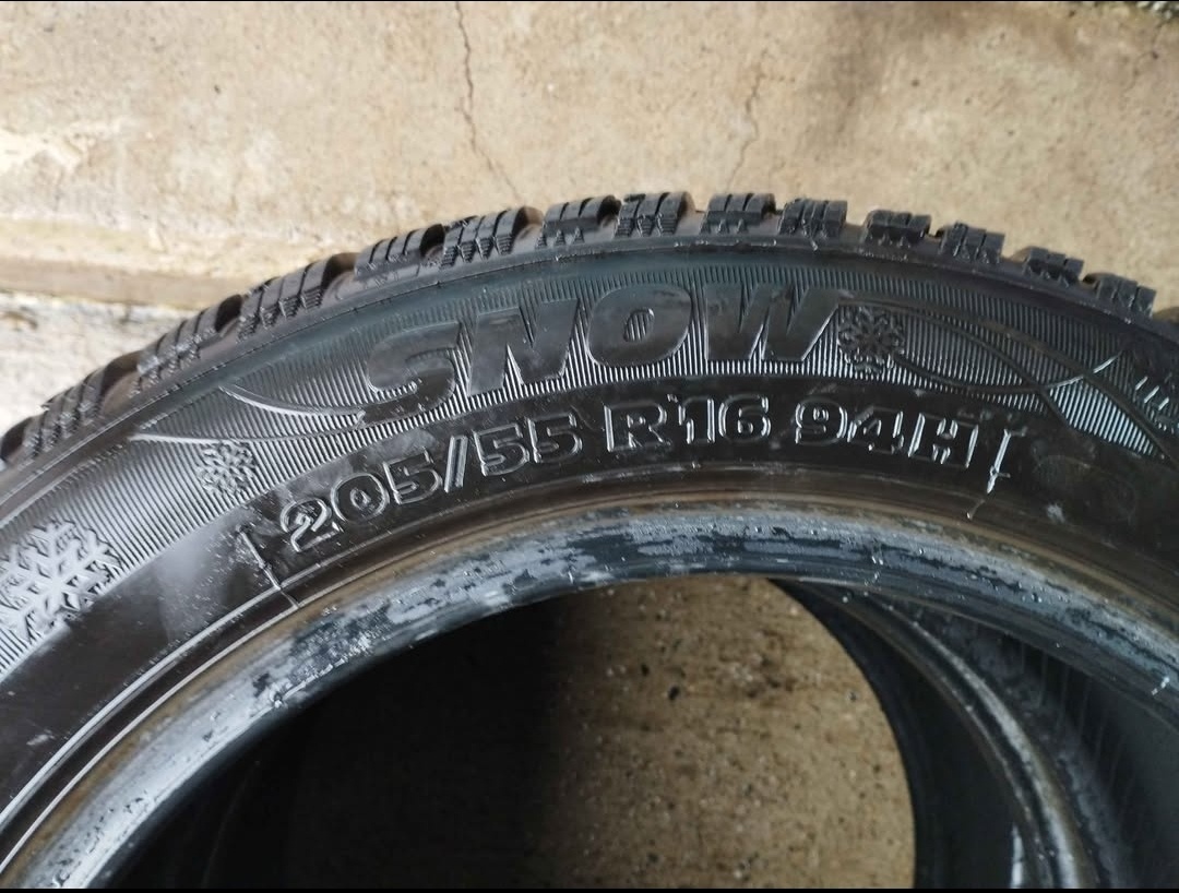 Zimní pneu 205/55/16 DOT-4721 - 2