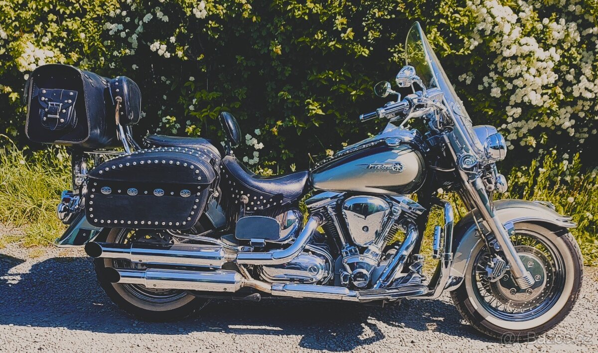 YAMAHA XV 1600 A - 2