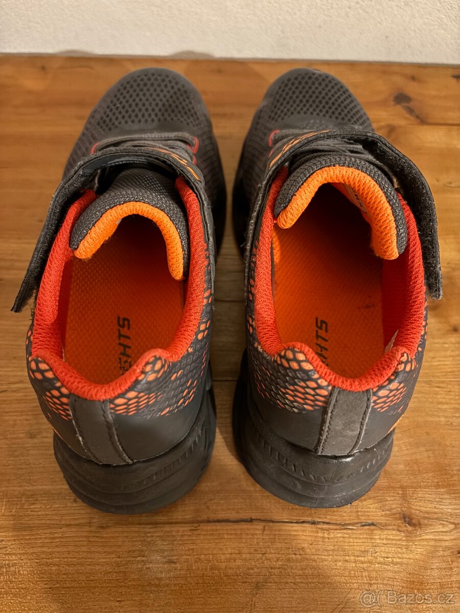 Skechers svítící v. 30 - 2