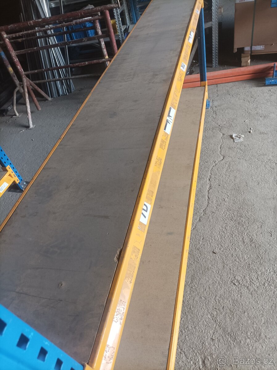 Regálové systémy esmena - 2