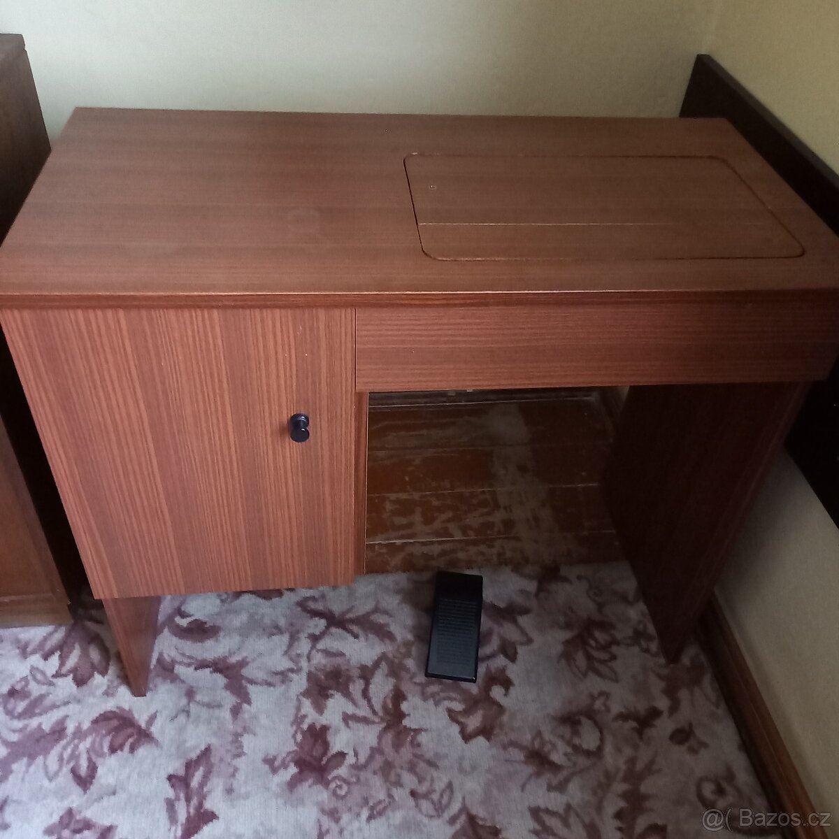 Šicí stroj Veritas - 2