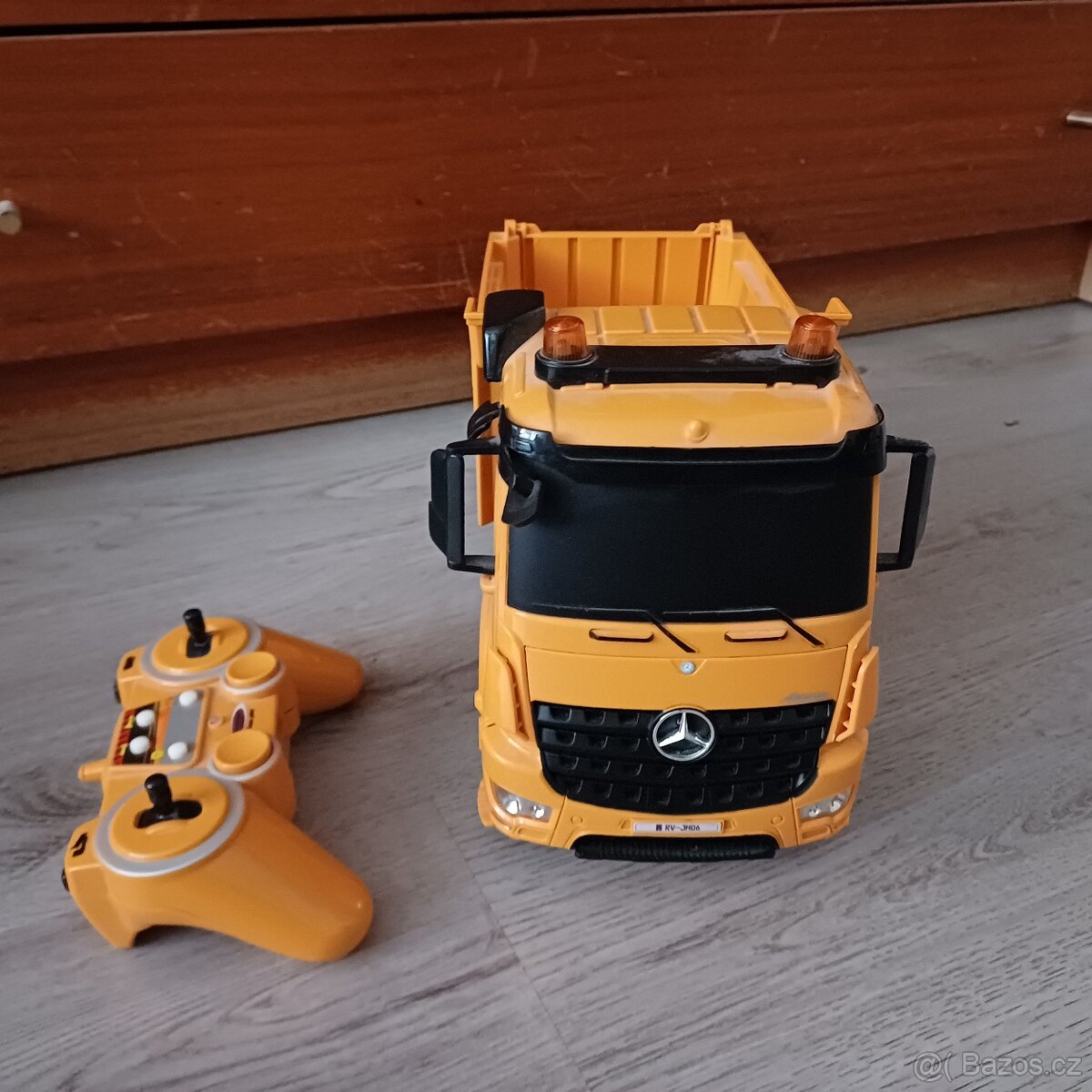 auto sklápěcka - 2