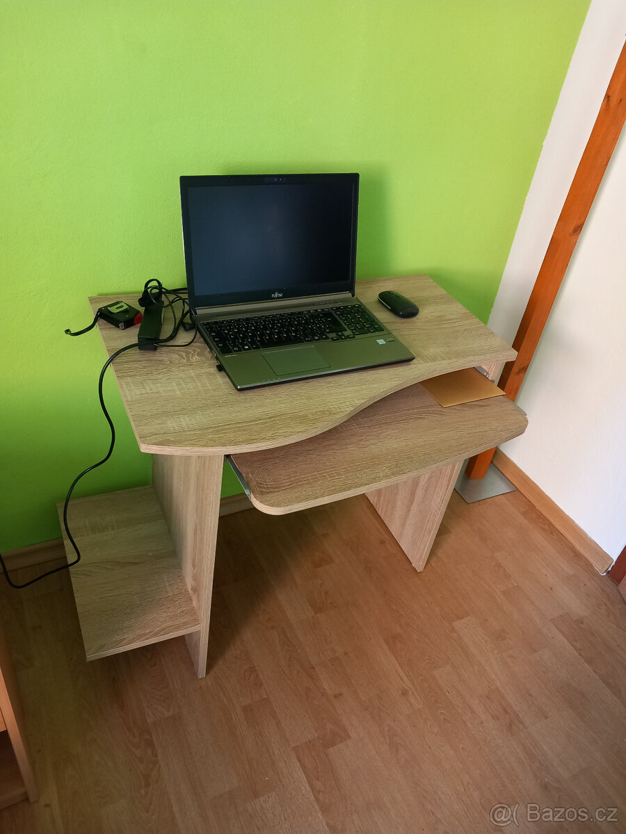 PC stolek - 2