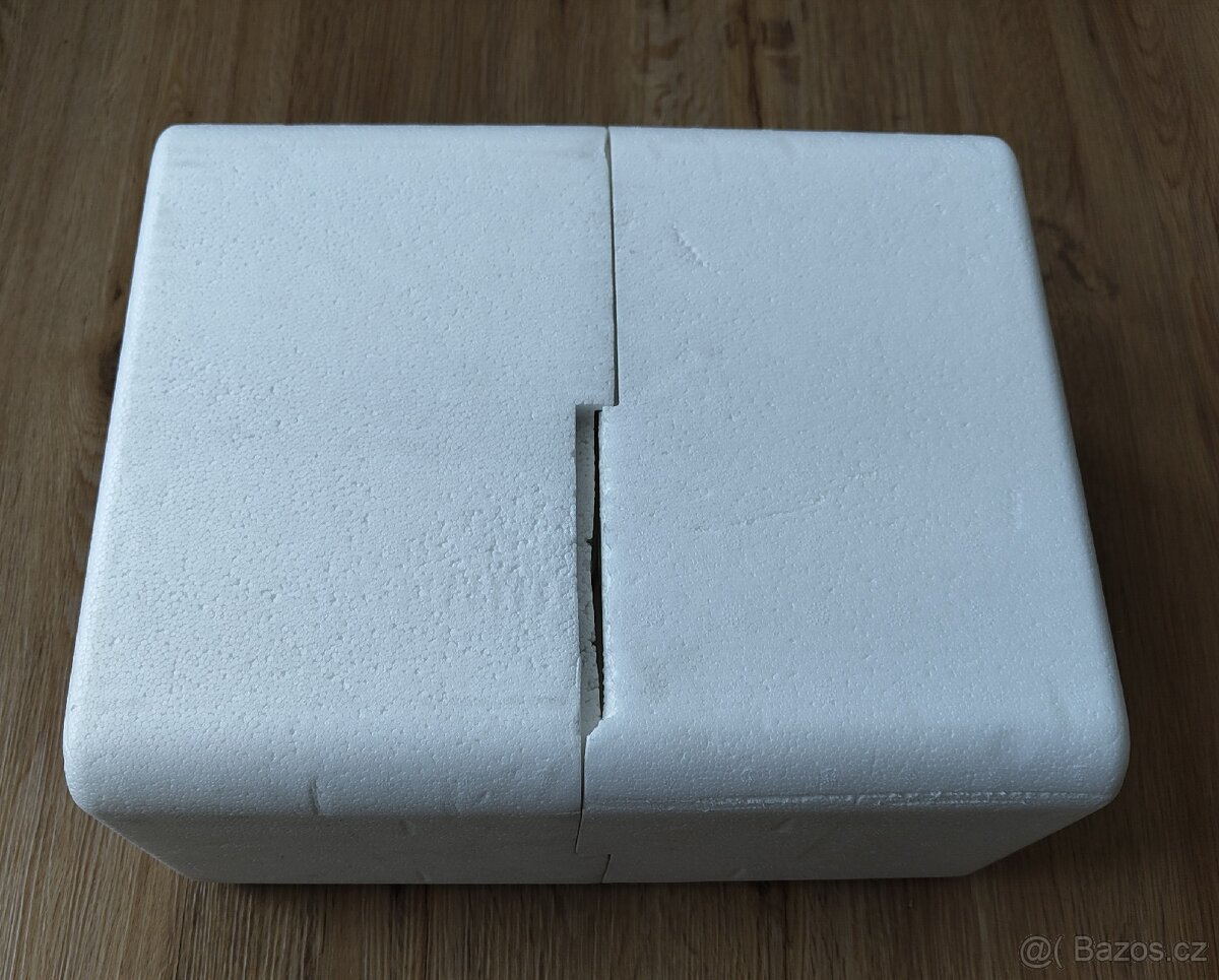 Polystyrenovy box na 6 lahví vína - 2