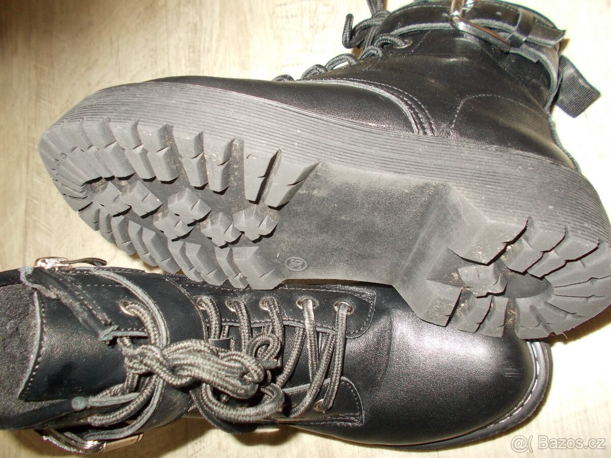 VYTEPLENÉ KOTNÍKOVÉ BOTY PC 1199 KČ V.36 TOP STAV - 2