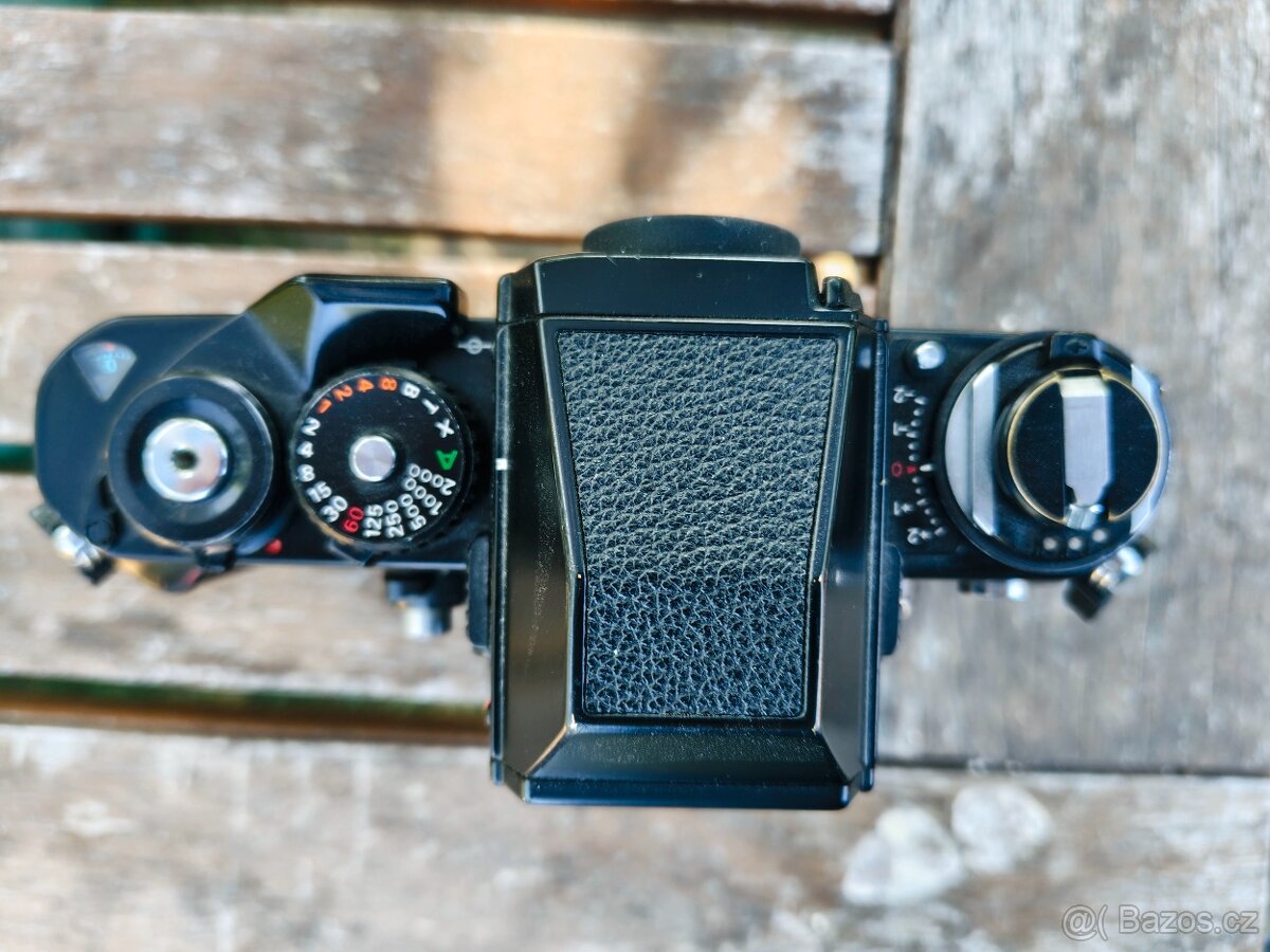 Nikon F3 - 2