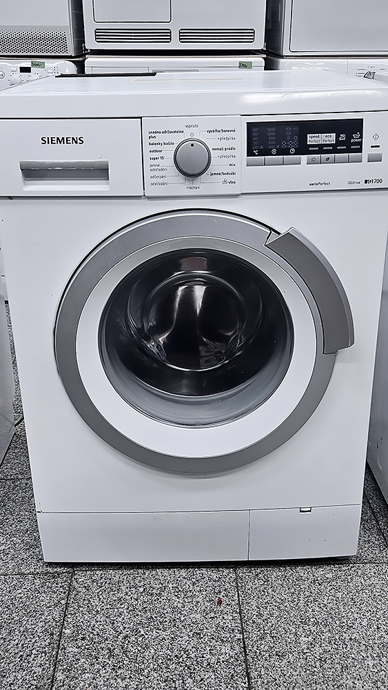 Automatická pračka LG - Steam, pračka Siemens iQ - 2