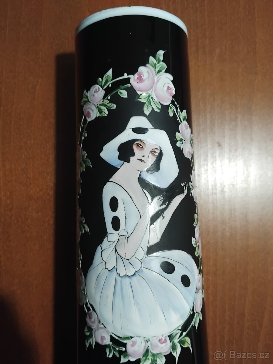 Starožitná váza - 2