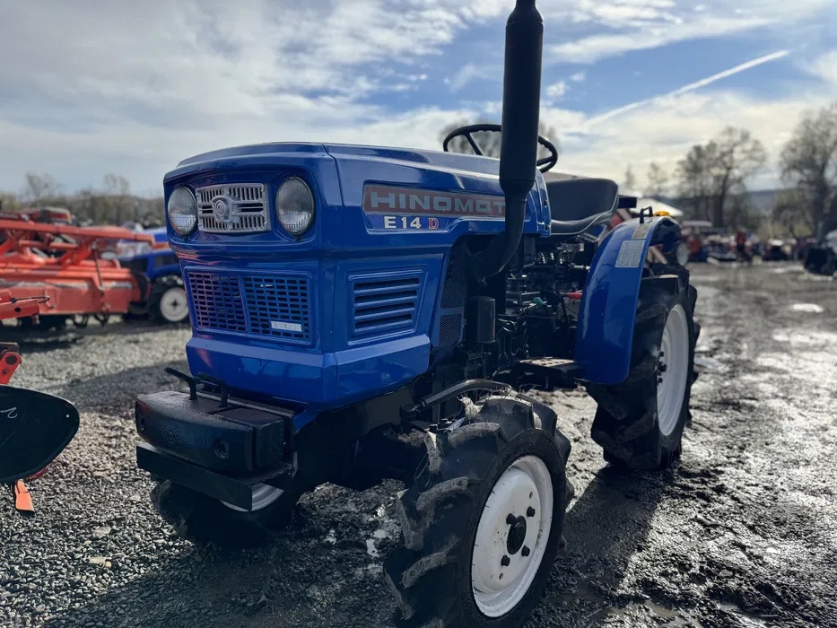 Traktory Hinomoto E 14 D - 2