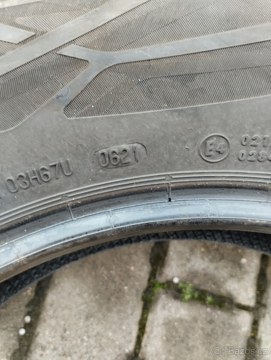 Continental 215/65R17 DOT0621 - 2