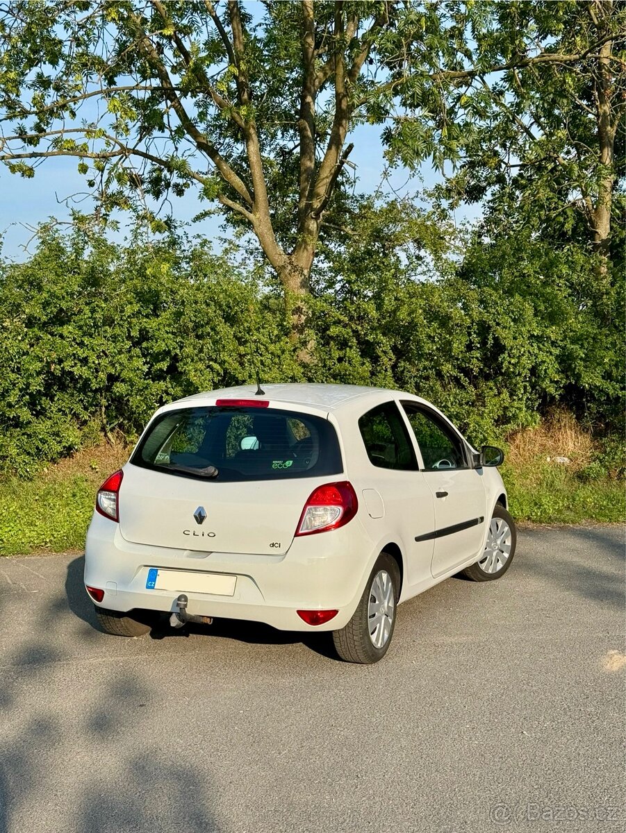 Clio III 1.5 dCi 2012 Tažné Tempomat AC - 2