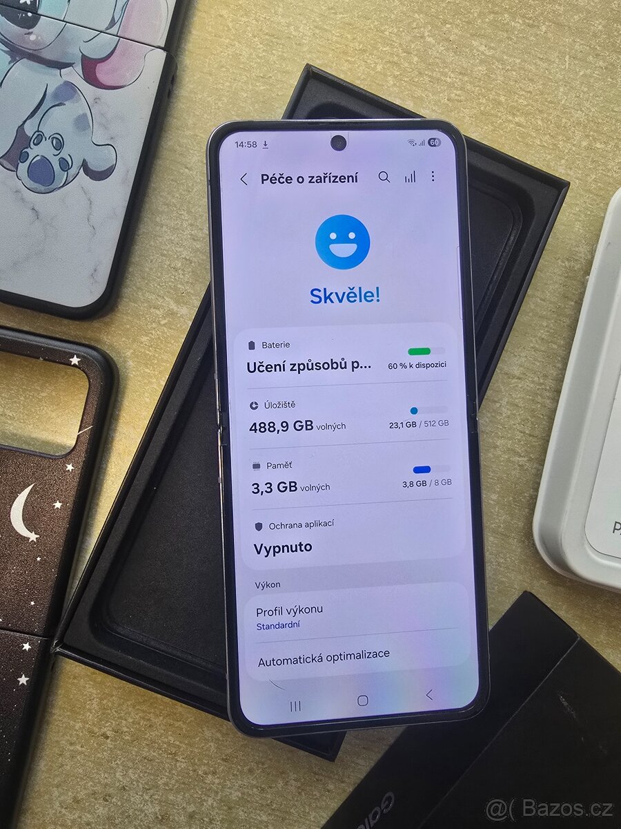 Samsung Galaxy Z Flip4 5G - 2