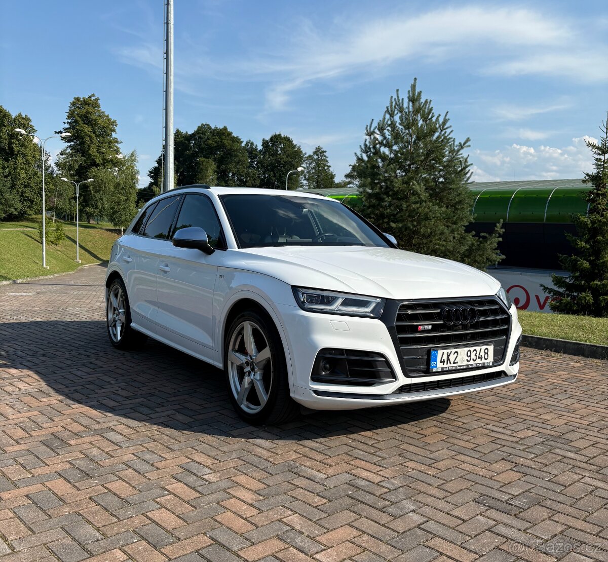 AUDI SQ5 3.0TFSI BLACK CARBON SERVIS ASO - 2