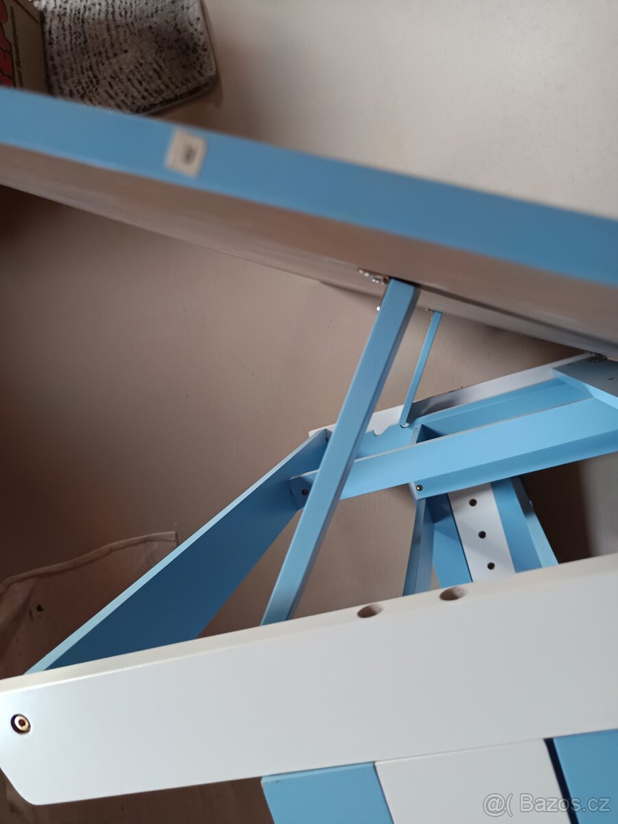 Dětský stavitelný stolek - 2