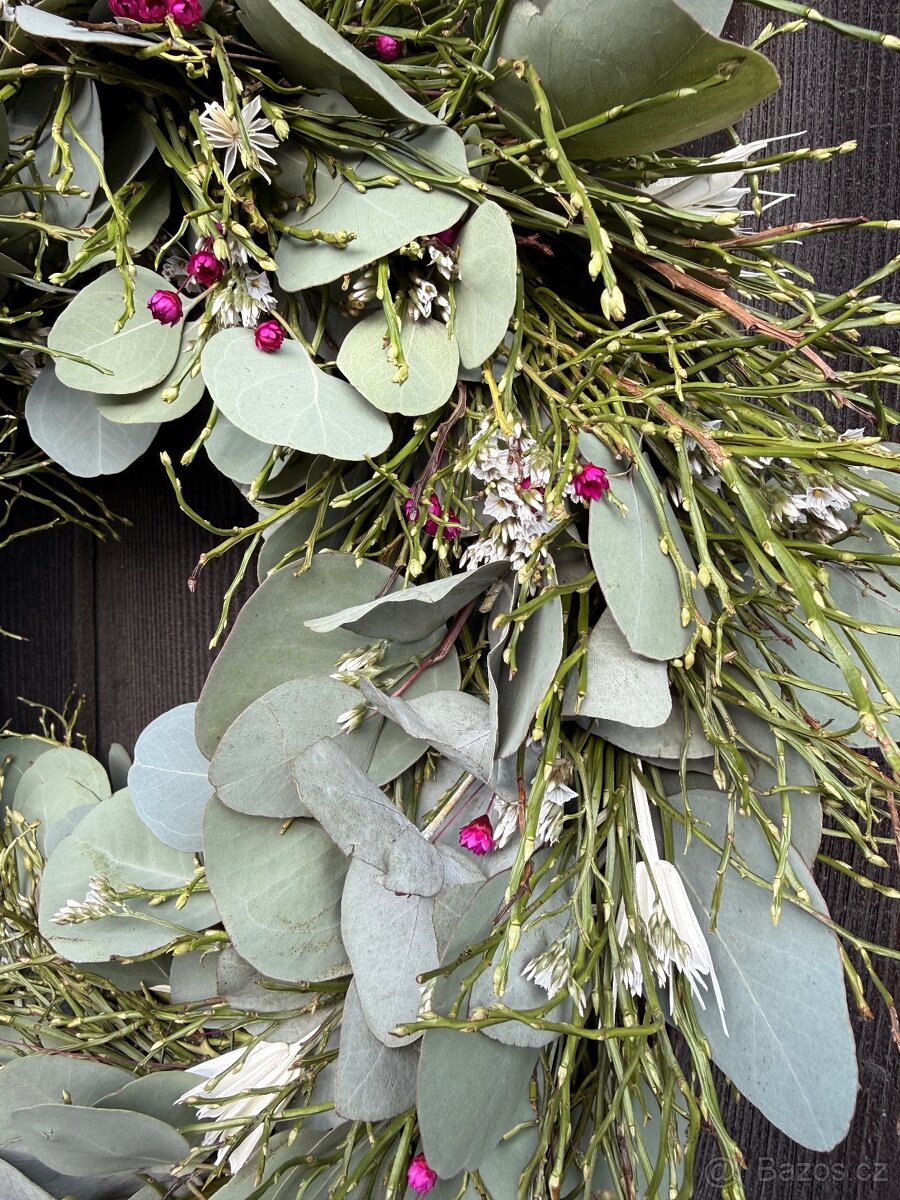 Celoroční věnec na dveře/stůl - 2