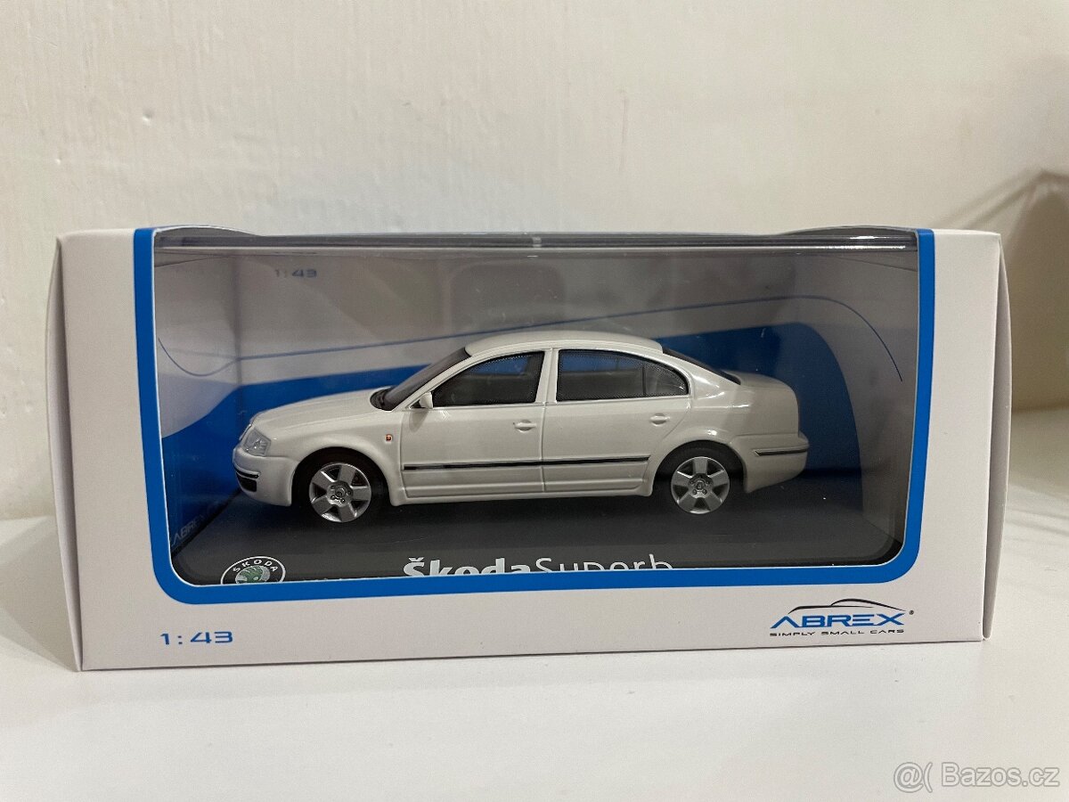 Škoda Superb I (2001) 1:43 Abrex - 2