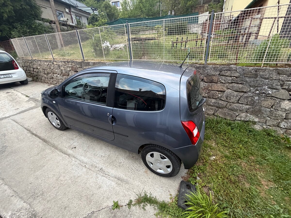 Renault Twingo 1.2i - 2